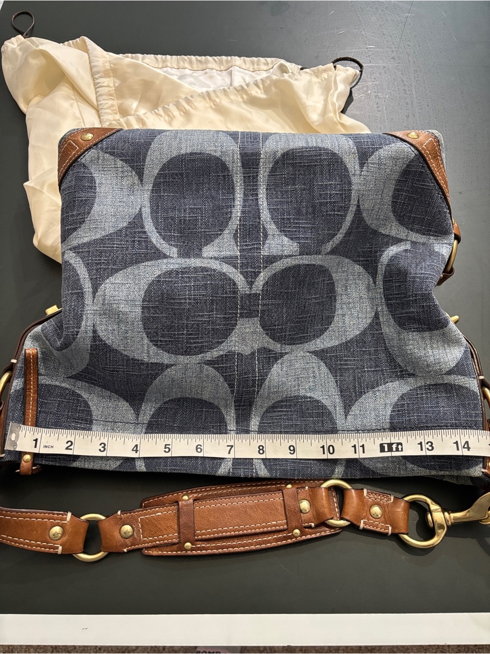 Vintage Denim Coach Carlye shoulder bag. - Picture 11 of 14